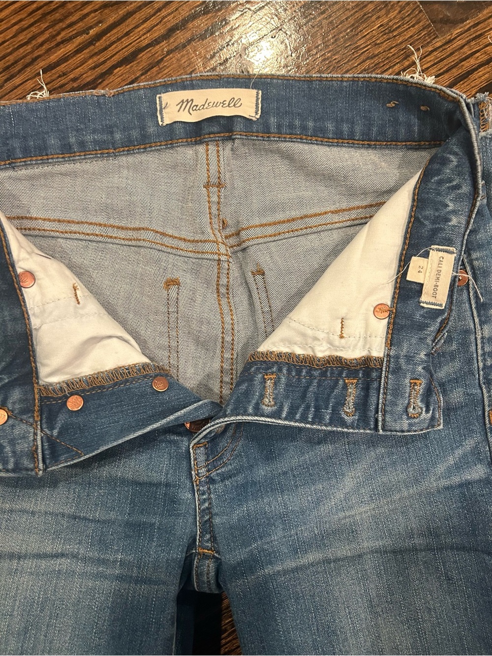 Women’s Distressed Blue Straight-Leg Jeans- Madewell Demi Boot- Size 24 - Picture 4 of 5